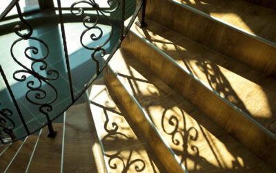 Iron Staircases vs. Other Staircase Materials: Pros and Cons