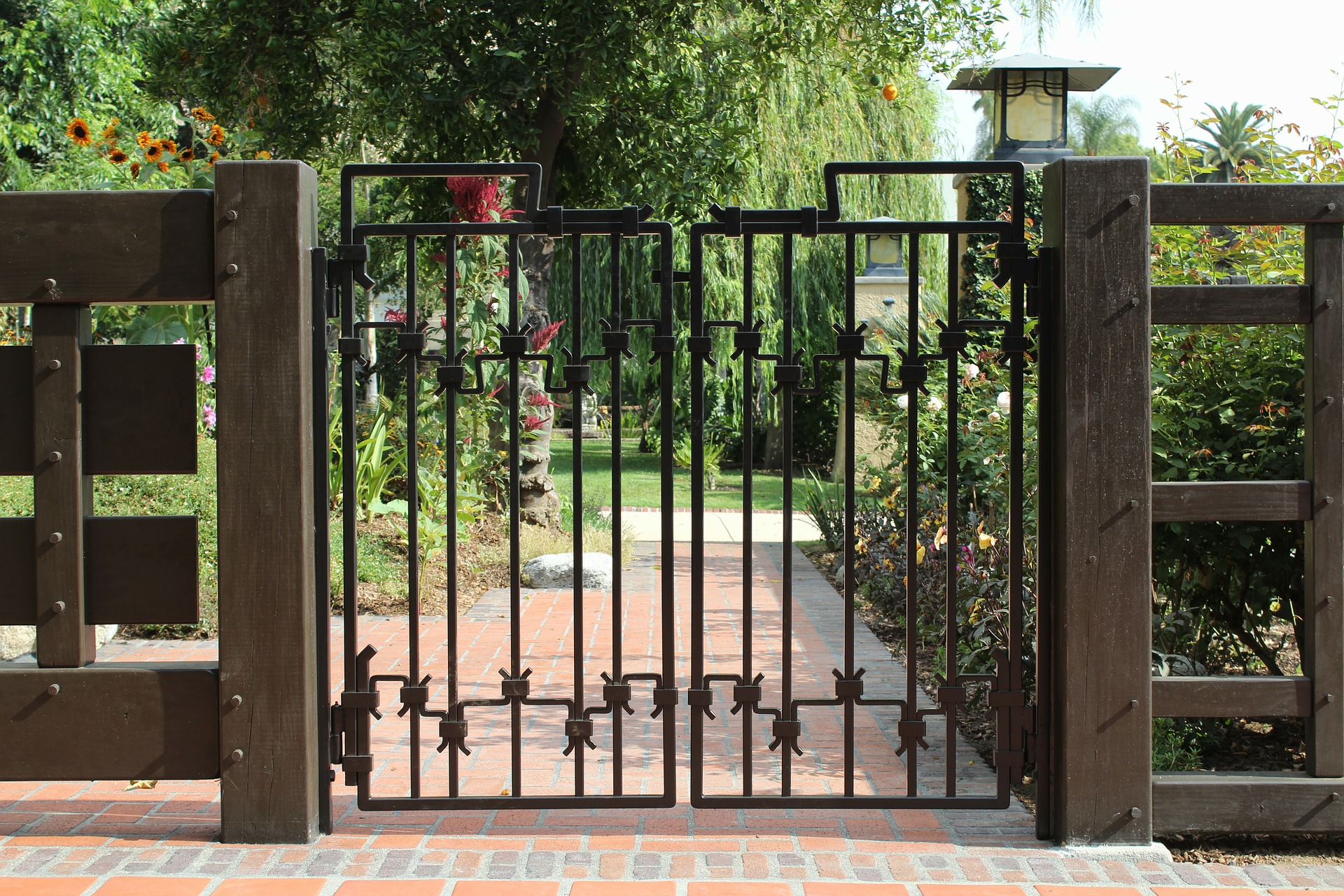 7 Tips to Make Your Iron Gates Last Twice as Long